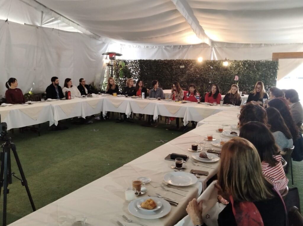 REUNIÓN MENSUAL: NEGOCIOS CONSCIENTES